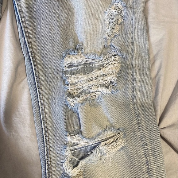 Silver Jeans Size 28 - Picture 6 of 7